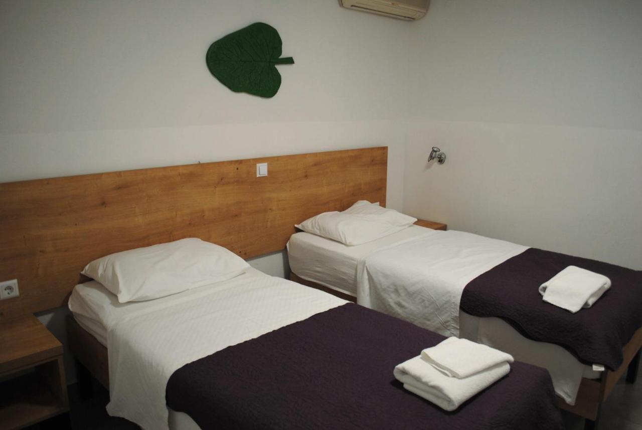 Hotel Fala ซาเกร็บ ภายนอก รูปภาพ